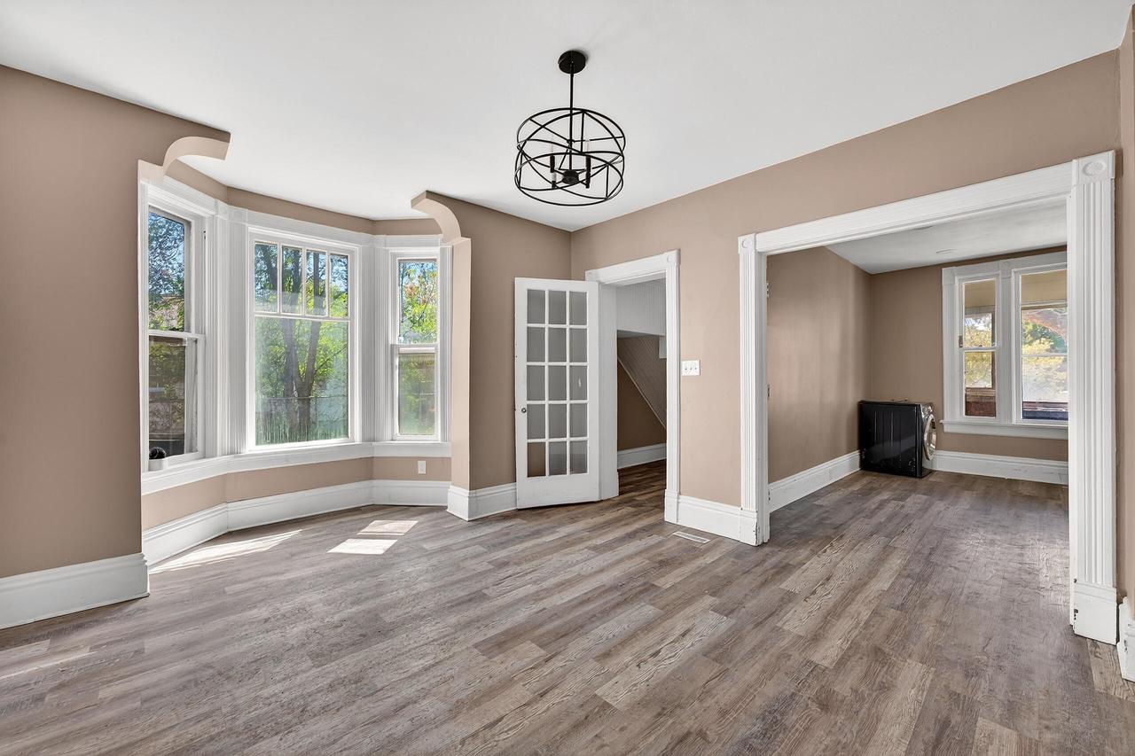 1611 N Wisconsin St, Racine, WI 53402