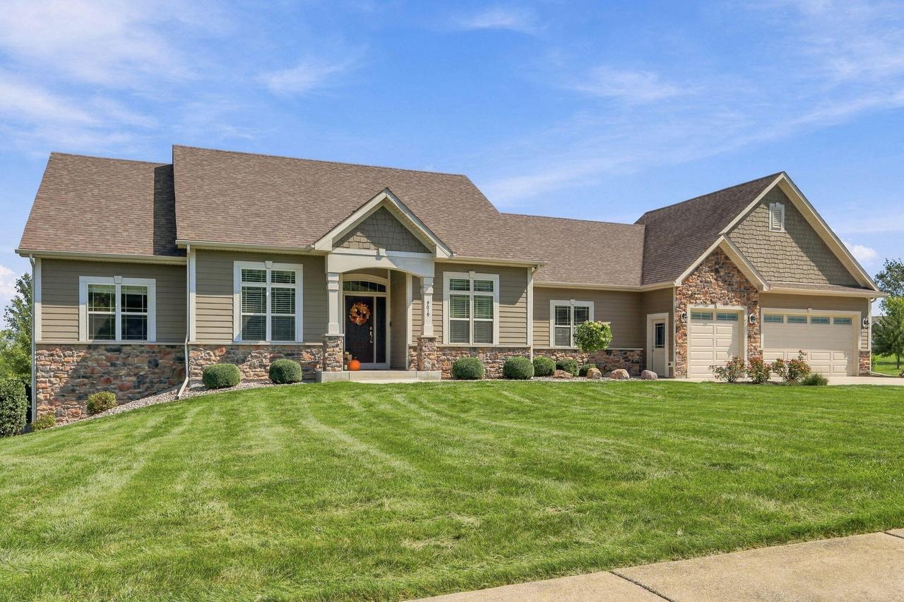 9019 225th Ave., Salem Lakes, WI 53168