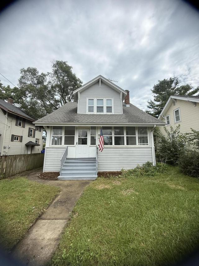 7235 Sheridan Rd, Kenosha, WI 53143