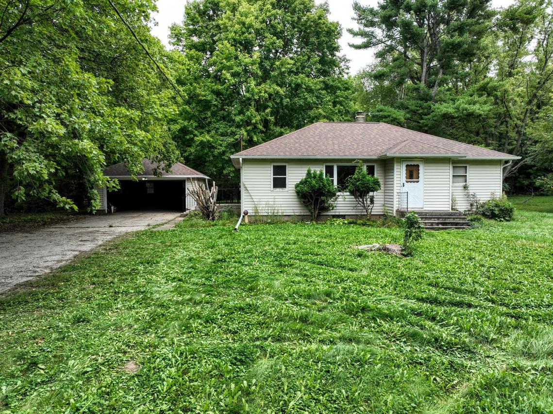 W5238 Biederman Dr, Aztalan, WI 53038