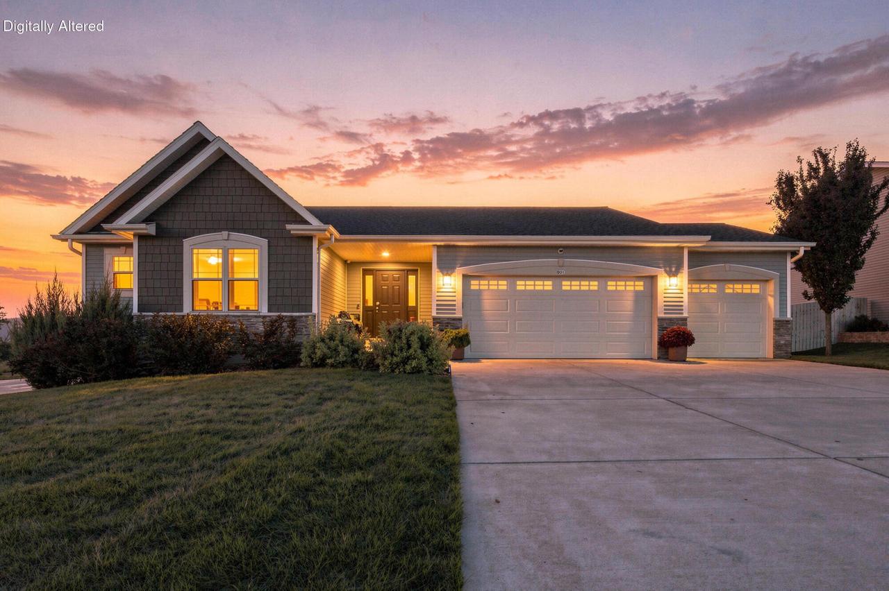 901 Casey Dr, Watertown, WI 53094