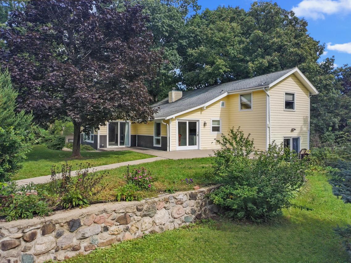W5834 Bubbling Springs, La Grange, WI 53121