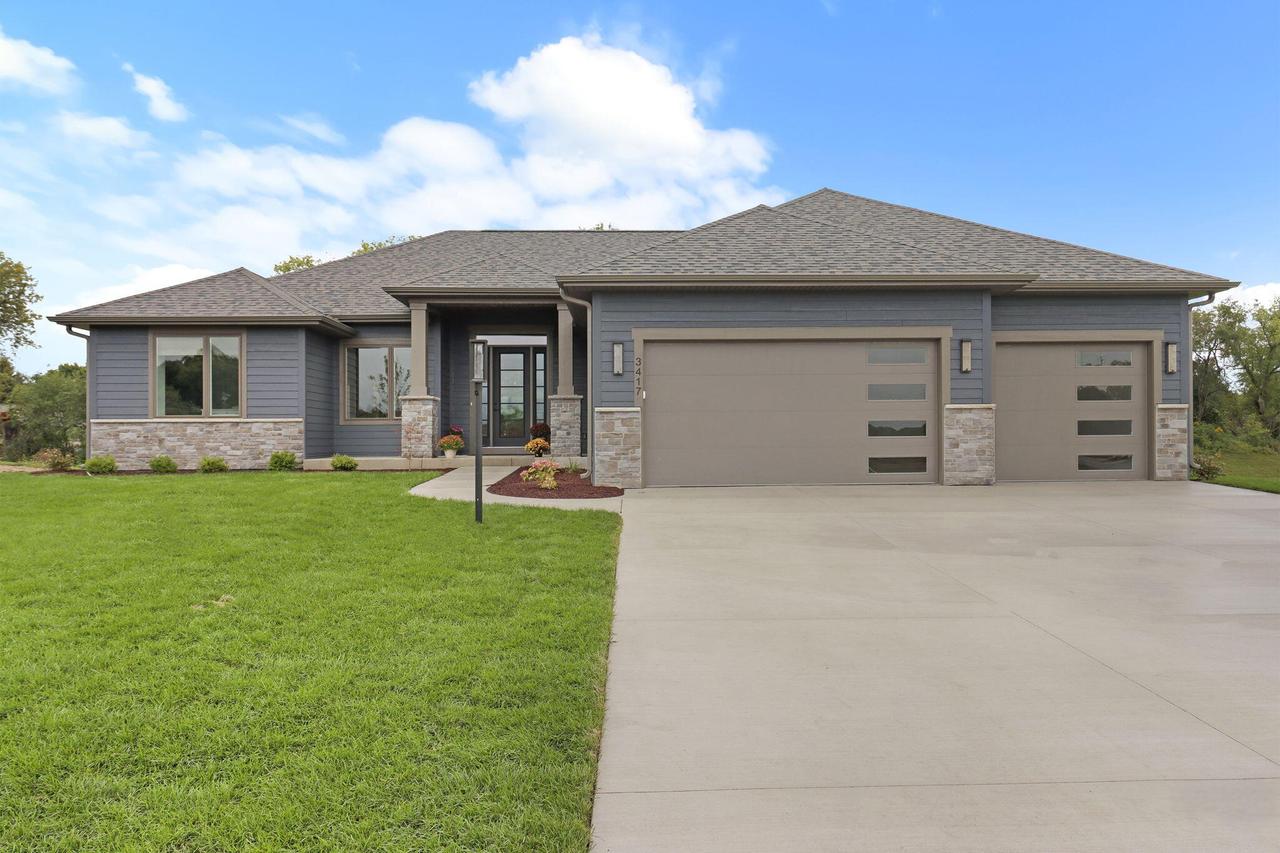 3417 Long Furrow Rd, Caledonia, WI 53126
