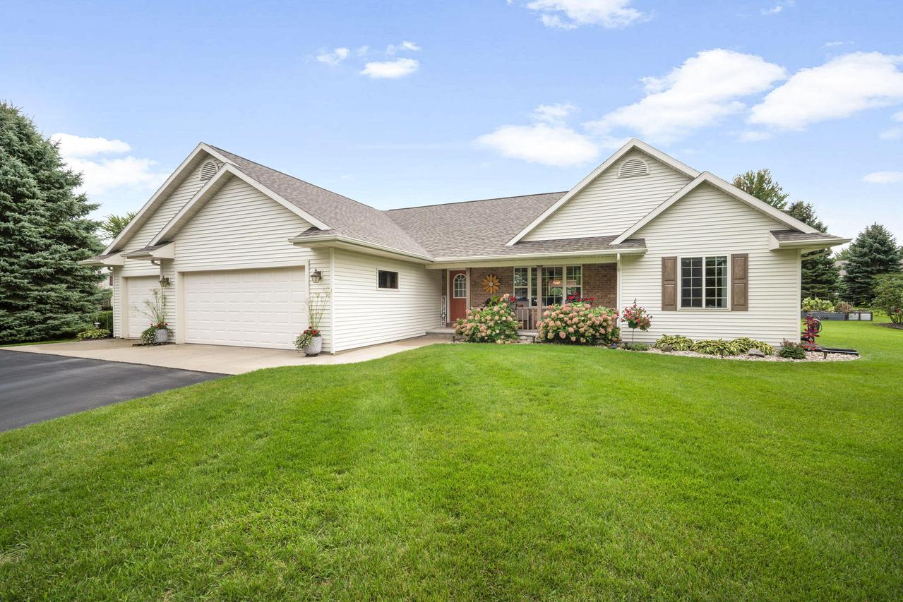 W3836 Somerset Ct, Taycheedah, WI 54937