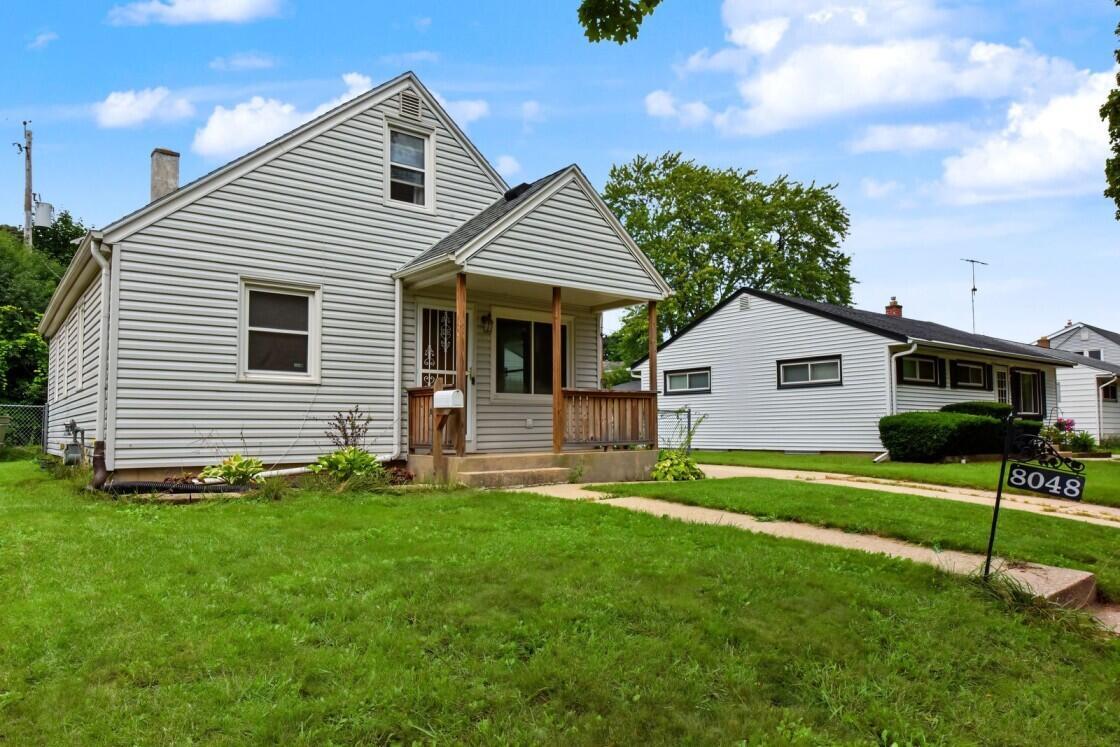 8048 W Herbert Ave, Milwaukee, WI 53218