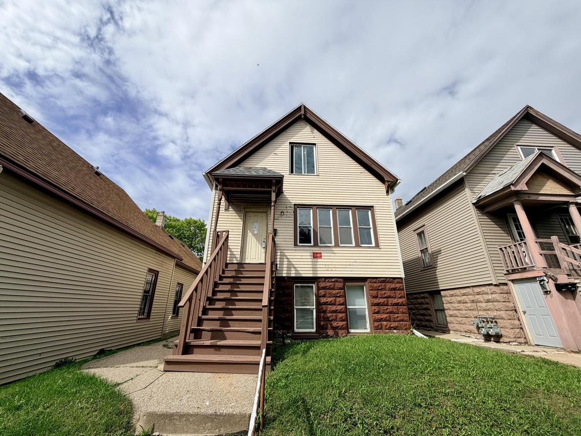 2363 S 9th St #2363A, Milwaukee, WI 53215