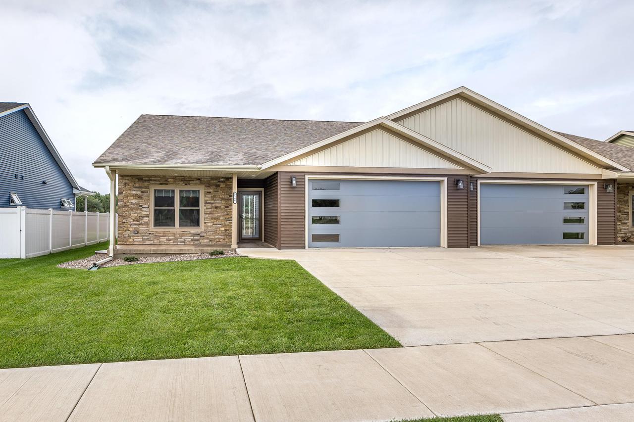 3144 Norse Dr, Holmen, WI 54636