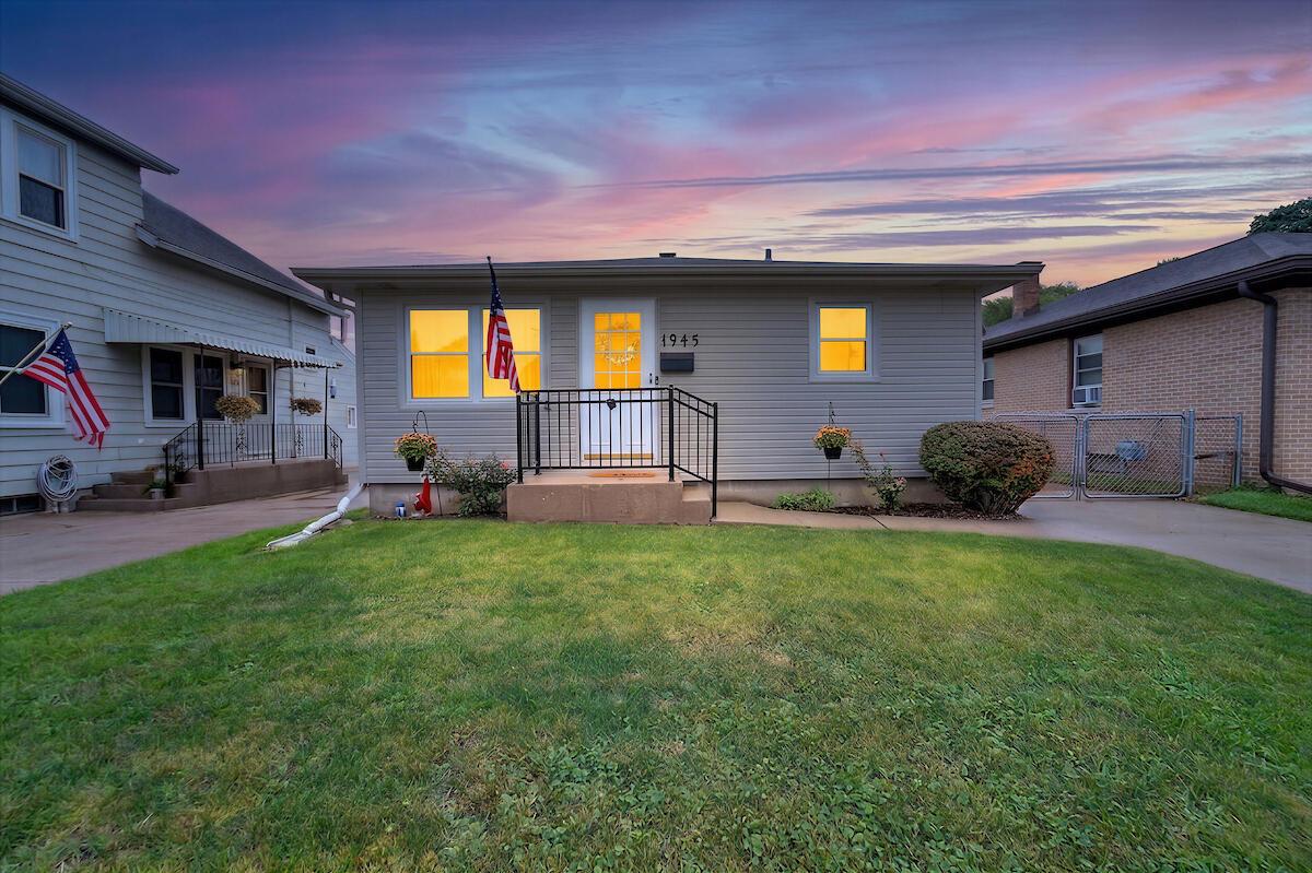 1945 Case Ave, Racine, WI 53403
