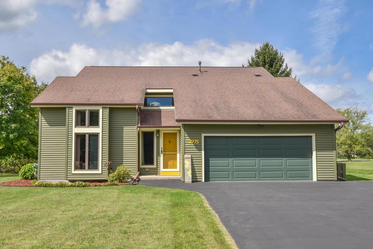 2975 Bogey Ln, Polk, WI 53086
