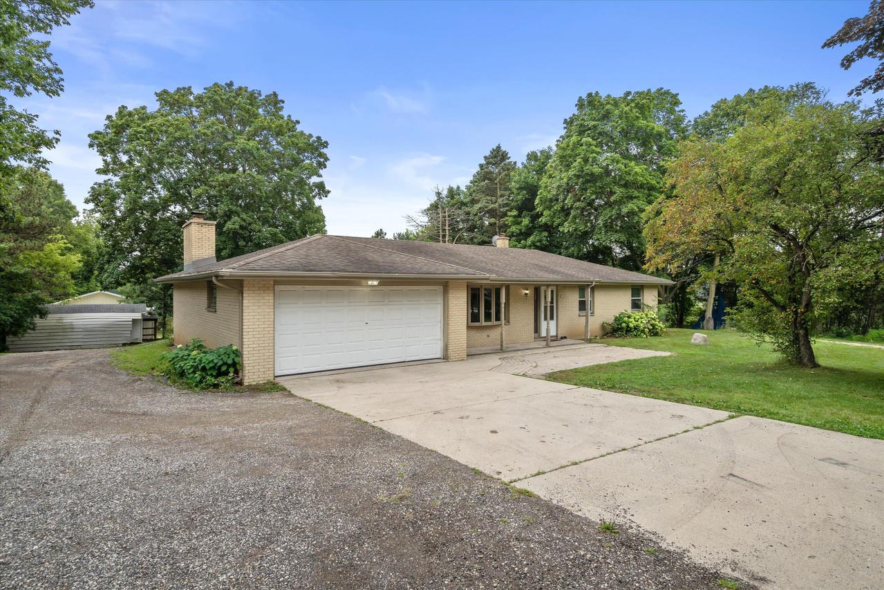 1525 County Highway A -, Farmington, WI 53090