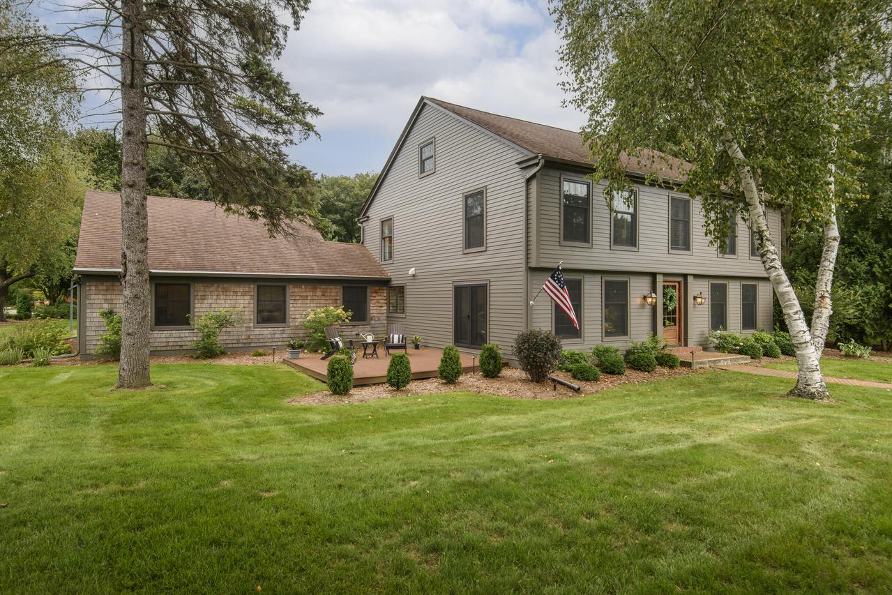 15025 Westover Rd, Elm Grove, WI 53122