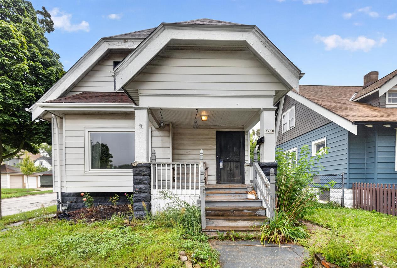 3760 N 25th St, Milwaukee, WI 53206