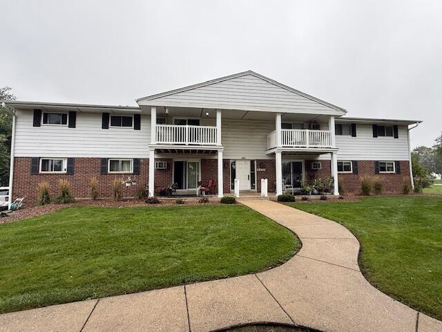 9600 W Beloit Rd #5, Milwaukee, WI 53227