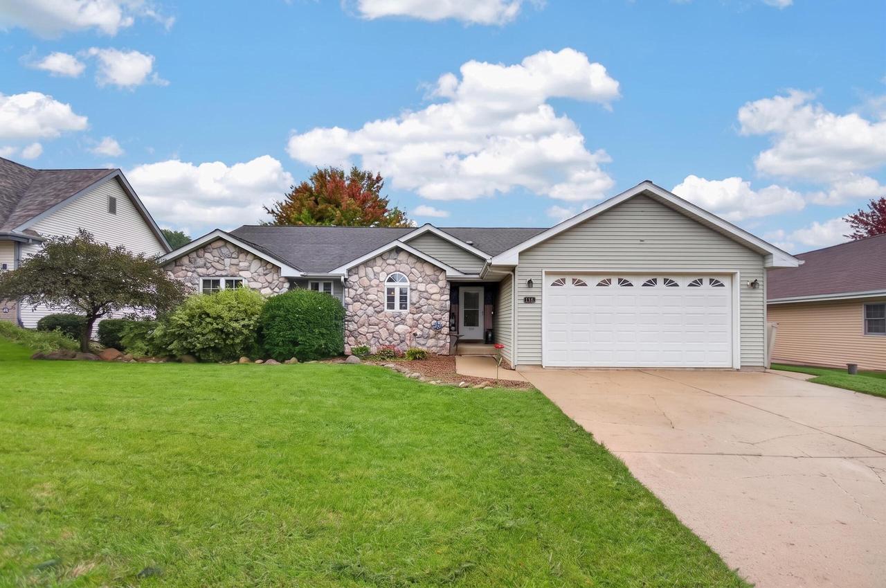 6116 248th Ct, Paddock Lake, WI 53168