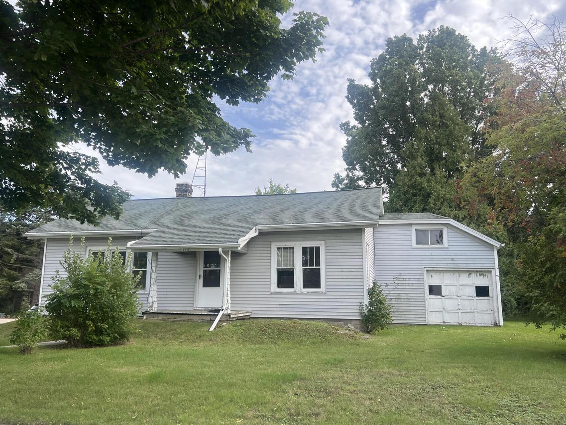 1601 Dewey St, Manitowoc, WI 54220