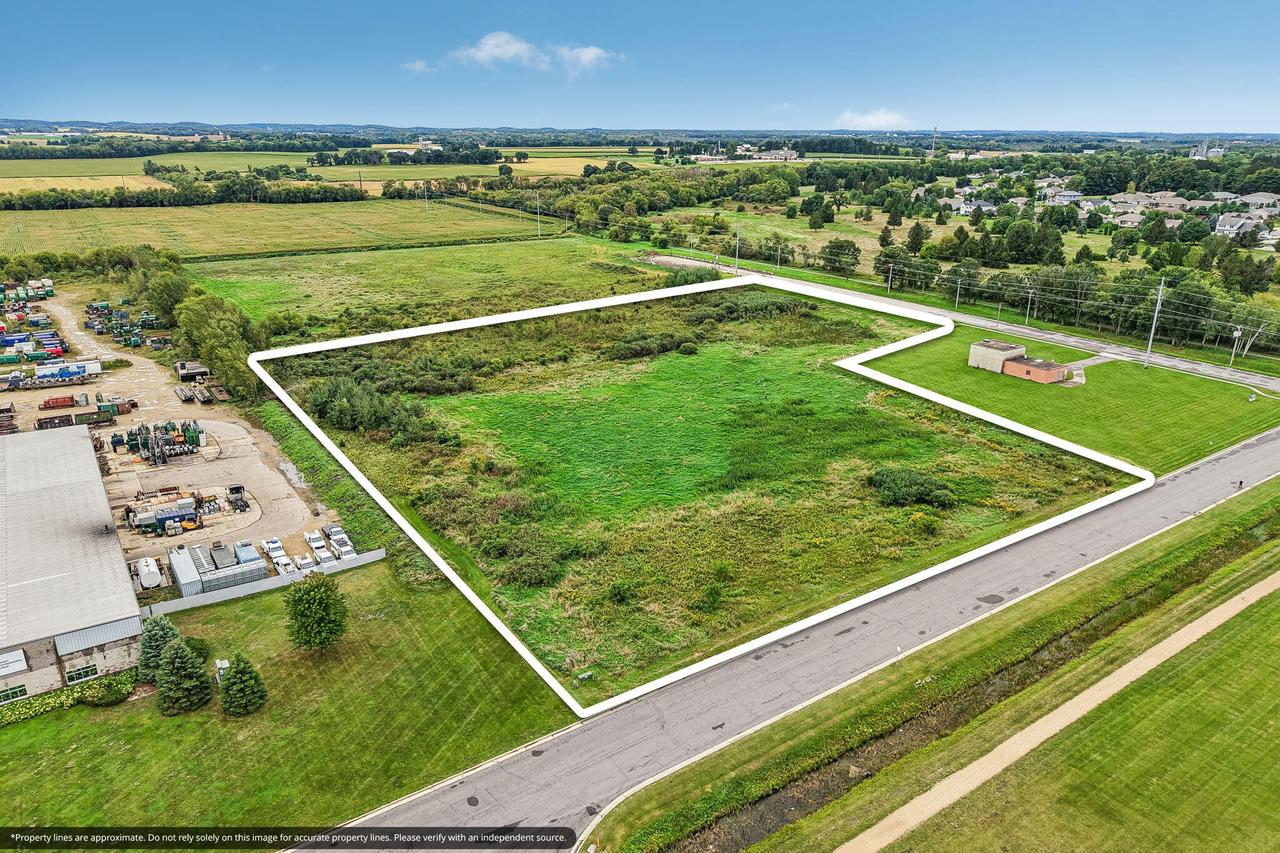 Lt 1 American Way, Lake Mills, WI 53551