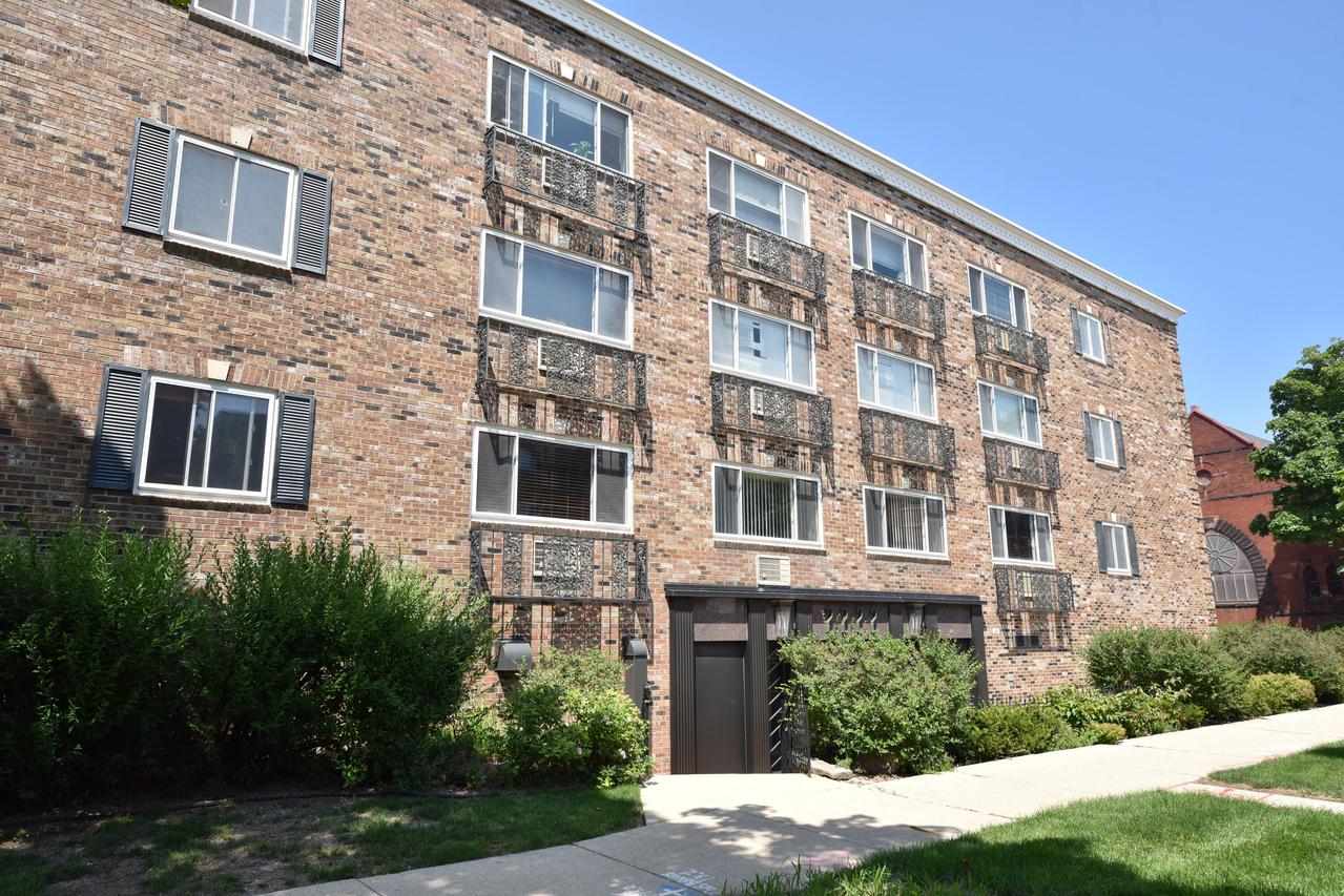 2222 E Belleview Pl #110, Milwaukee, WI 53211