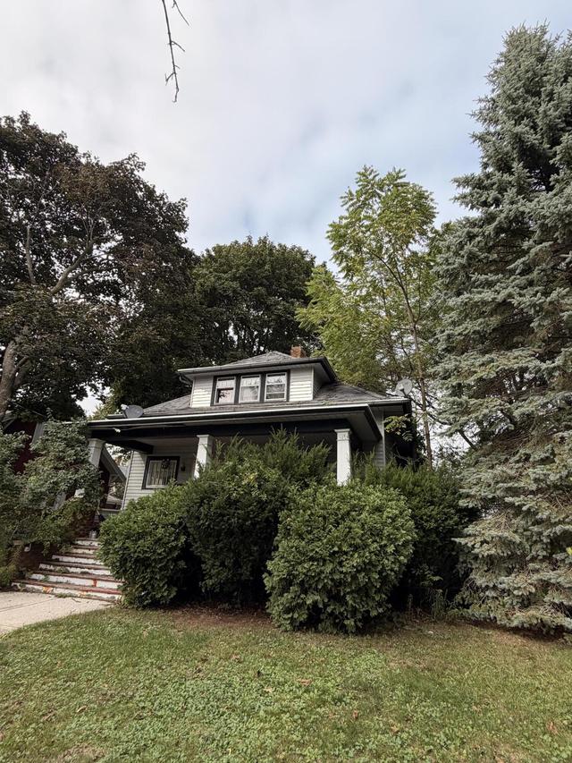 1514 26th St, Two Rivers, WI 54241