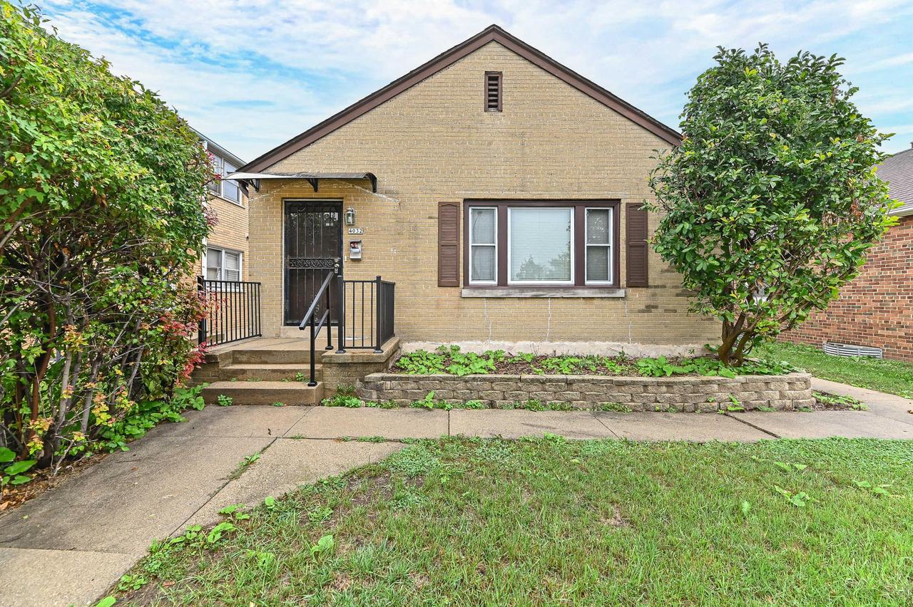4032 N 92nd St, Milwaukee, WI 53222