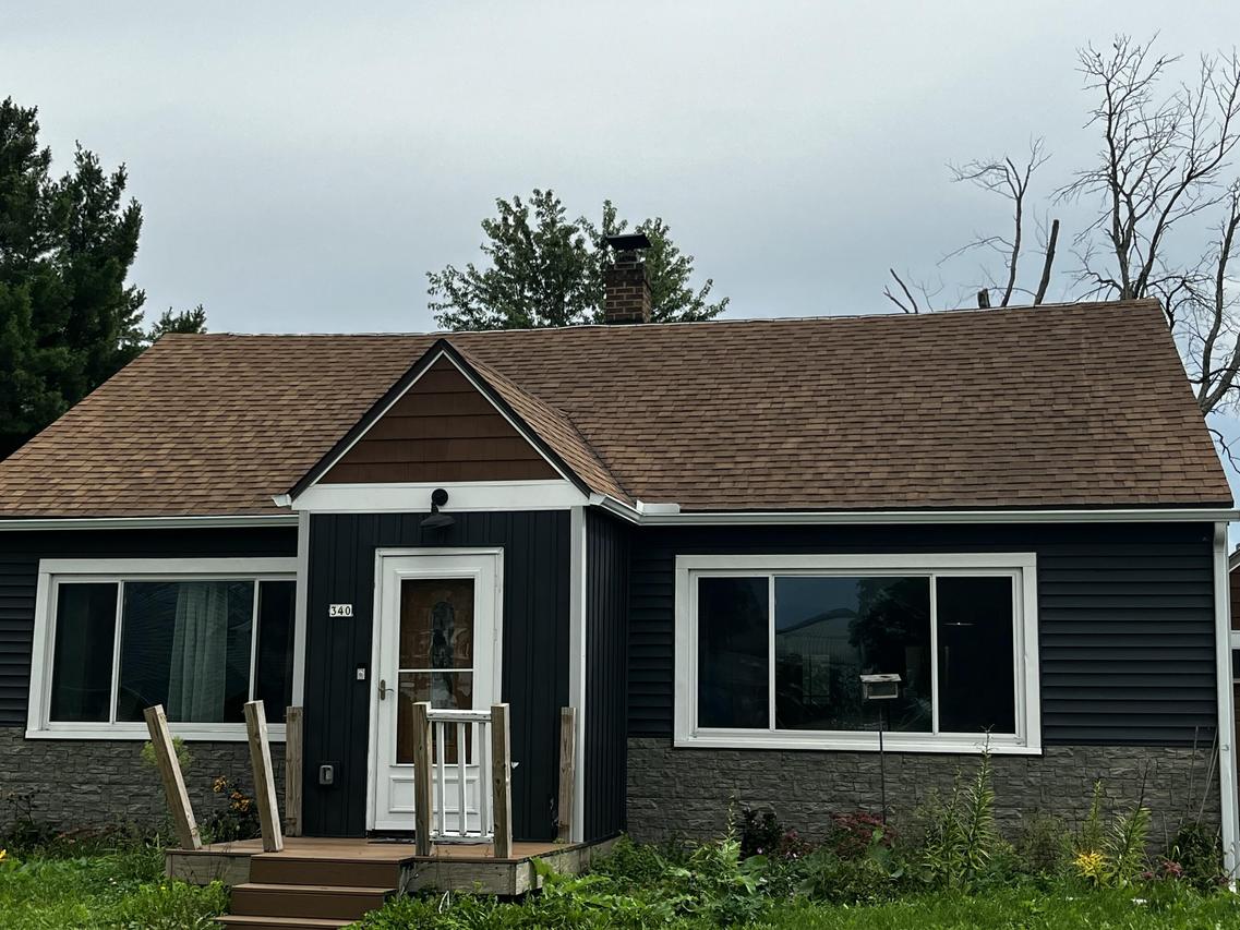 340 Maple Ave, Juneau, WI 53039
