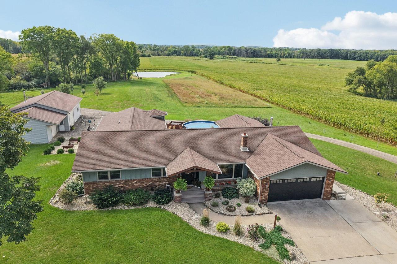 W5125 Bark River, Koshkonong, WI 53538