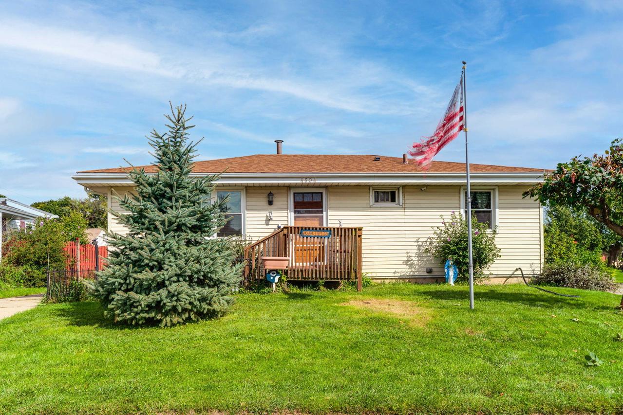 4604 50th St, Kenosha, WI 53144