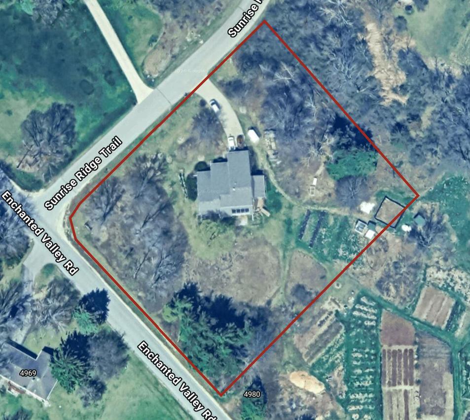 5155 Sunrise Ridge, Springfield, WI 53562