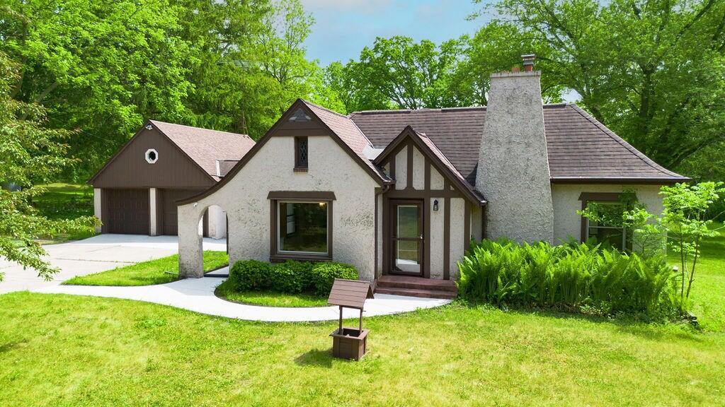 2357 E State Highway 33 -, Trenton, WI 53095