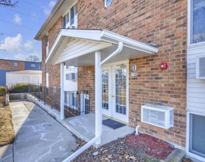 1106 S 7th St #1, Sheboygan, WI 53081