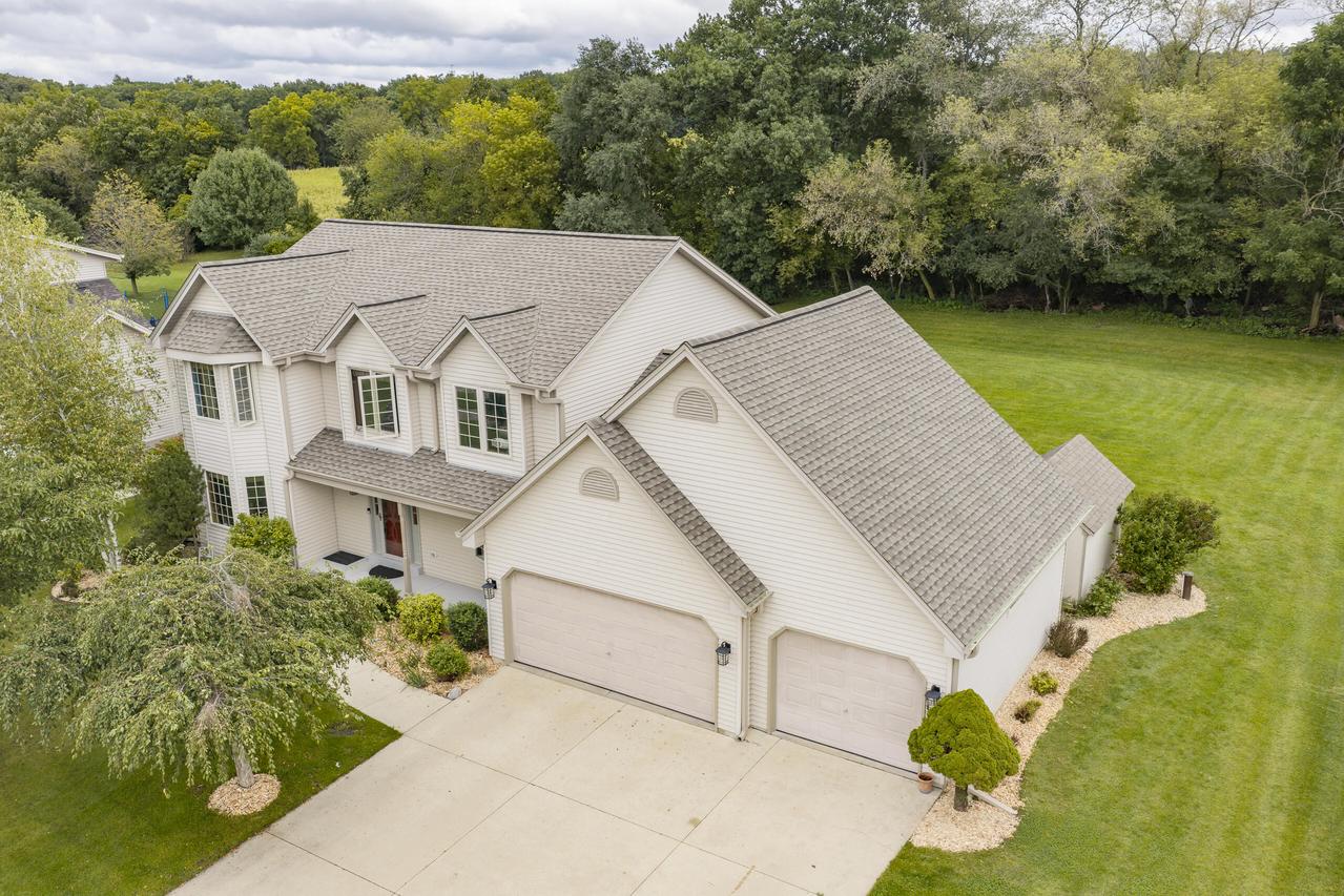 843 Prairie View, Rochester, WI 53105