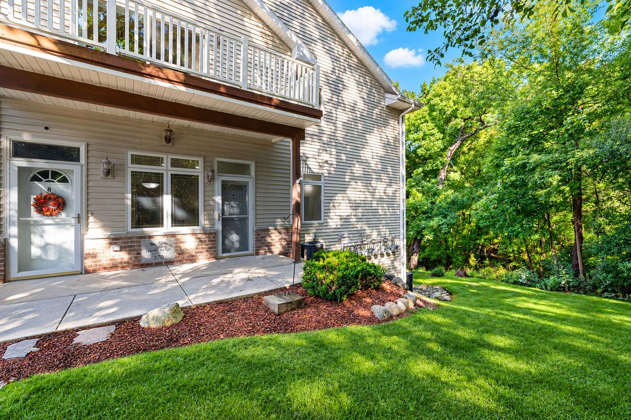 370 E Veterans Way #4, Mukwonago, WI 53149