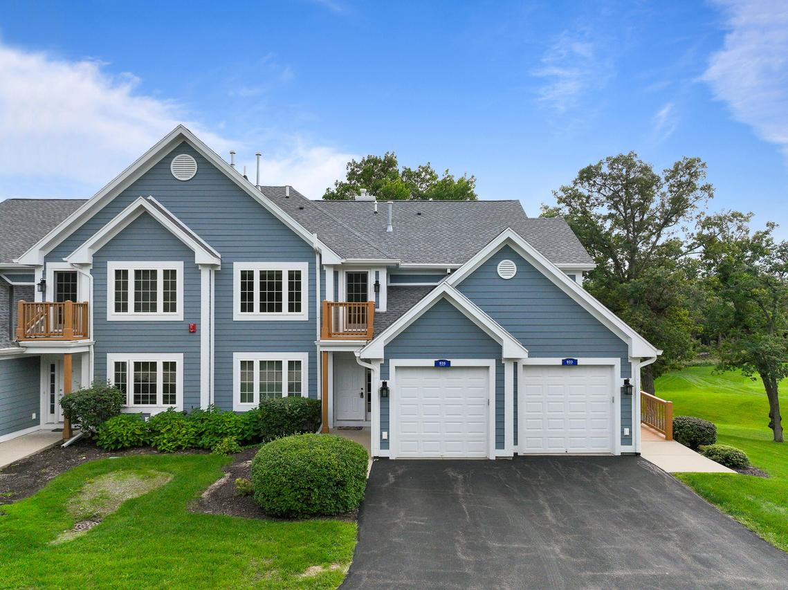 935 Scotland Dr #9-63, Geneva, WI 53147