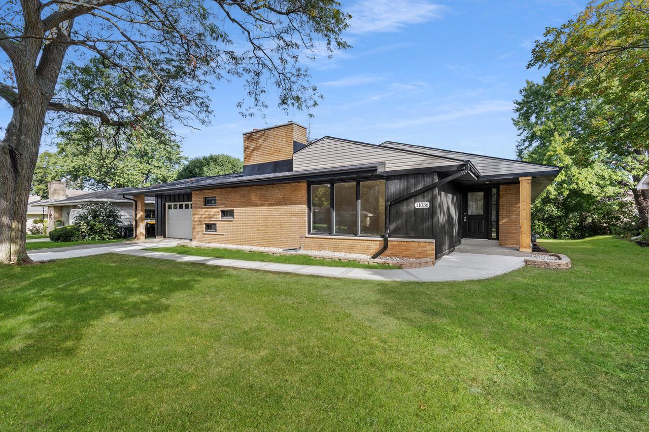 11036 W Derby Ave., Wauwatosa, WI 53225