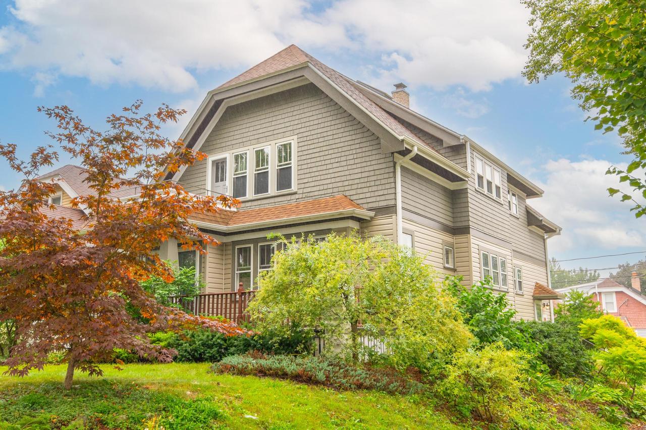 2477 N 69th St #2479, Wauwatosa, WI 53213