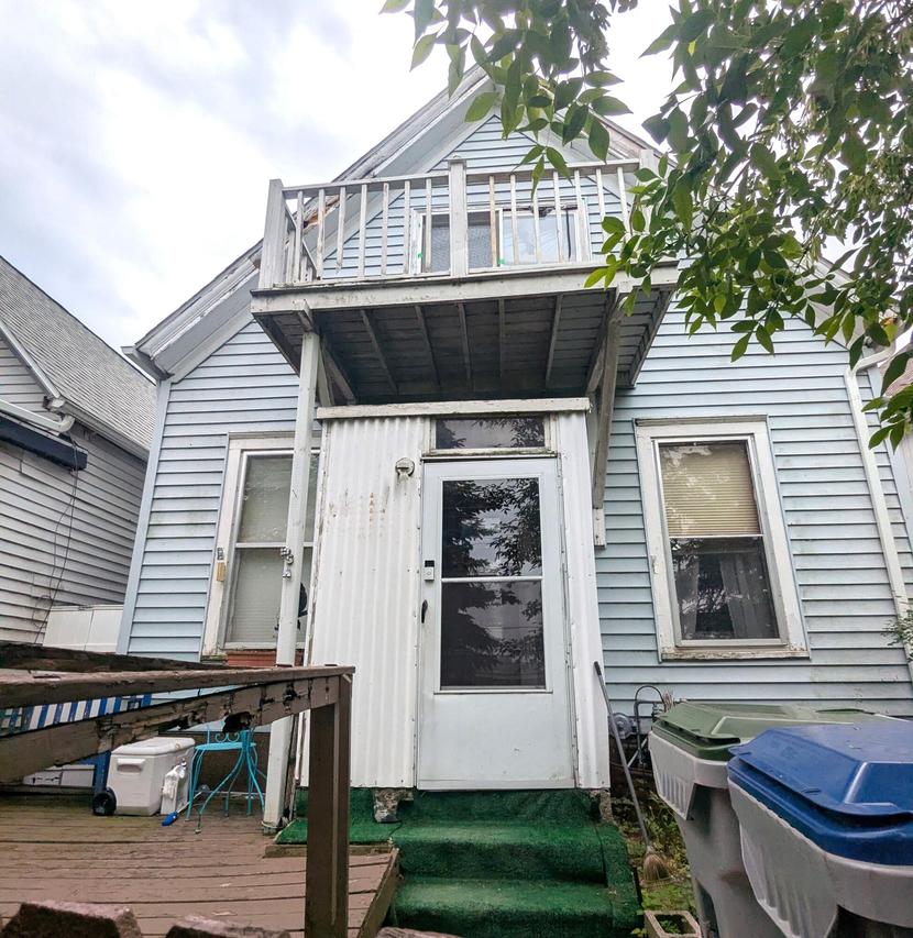 1533 E North Ave, Milwaukee, WI 53202