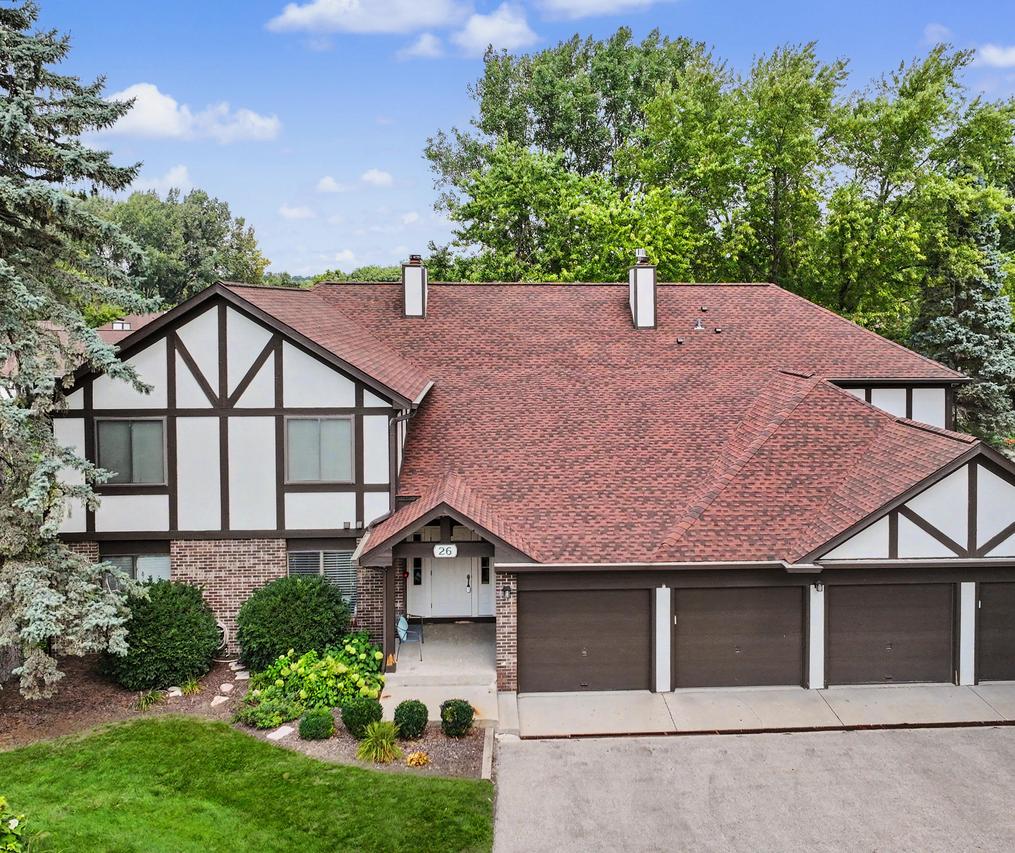 26 Driftwood Ct #D, Williams Bay, WI 53191