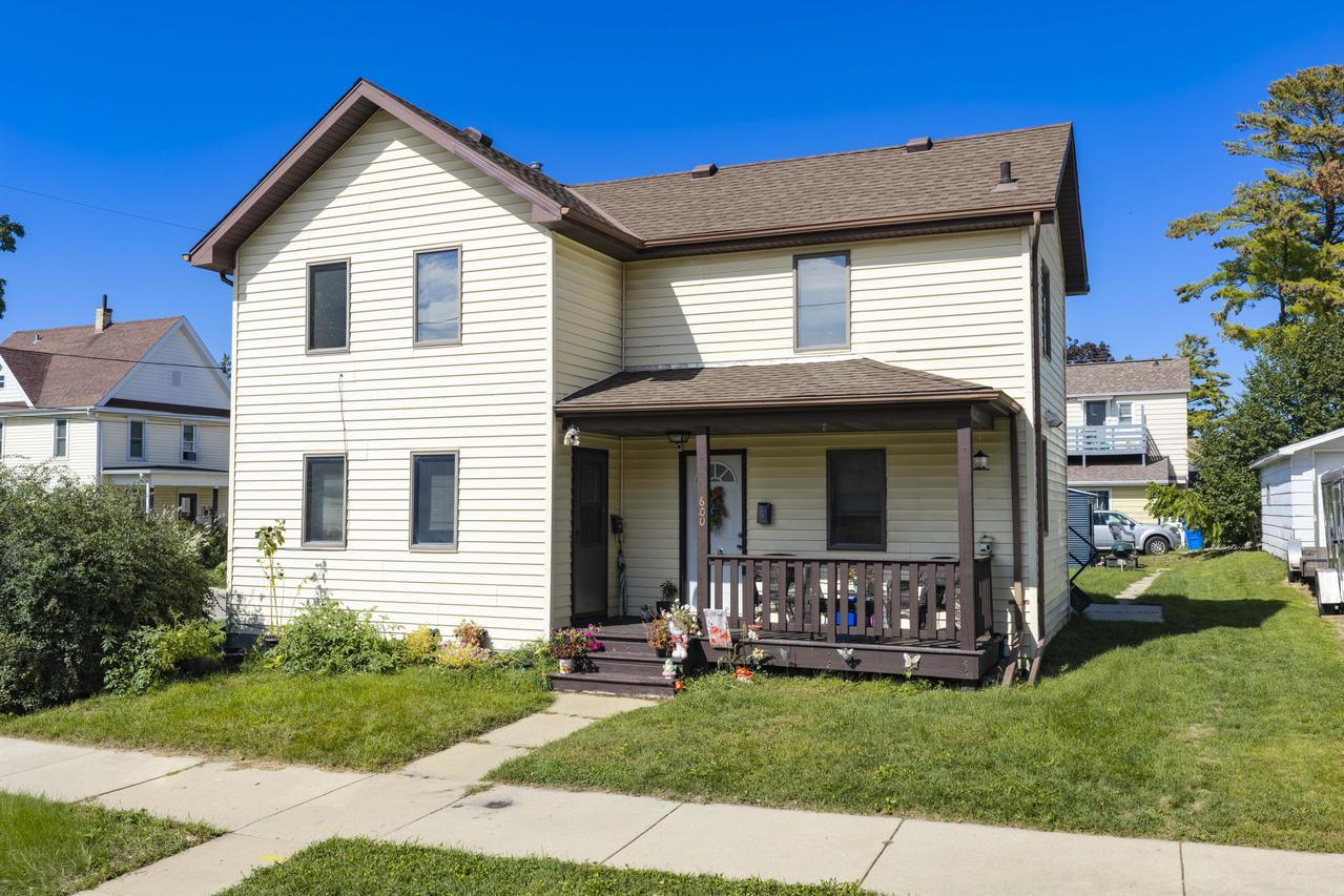 600 E Cady St, Watertown, WI 53094