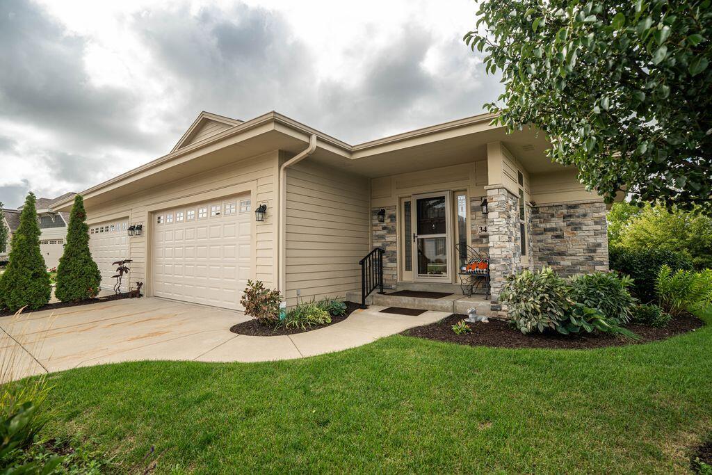 3417 Walnut Trl, Waukesha, WI 53188