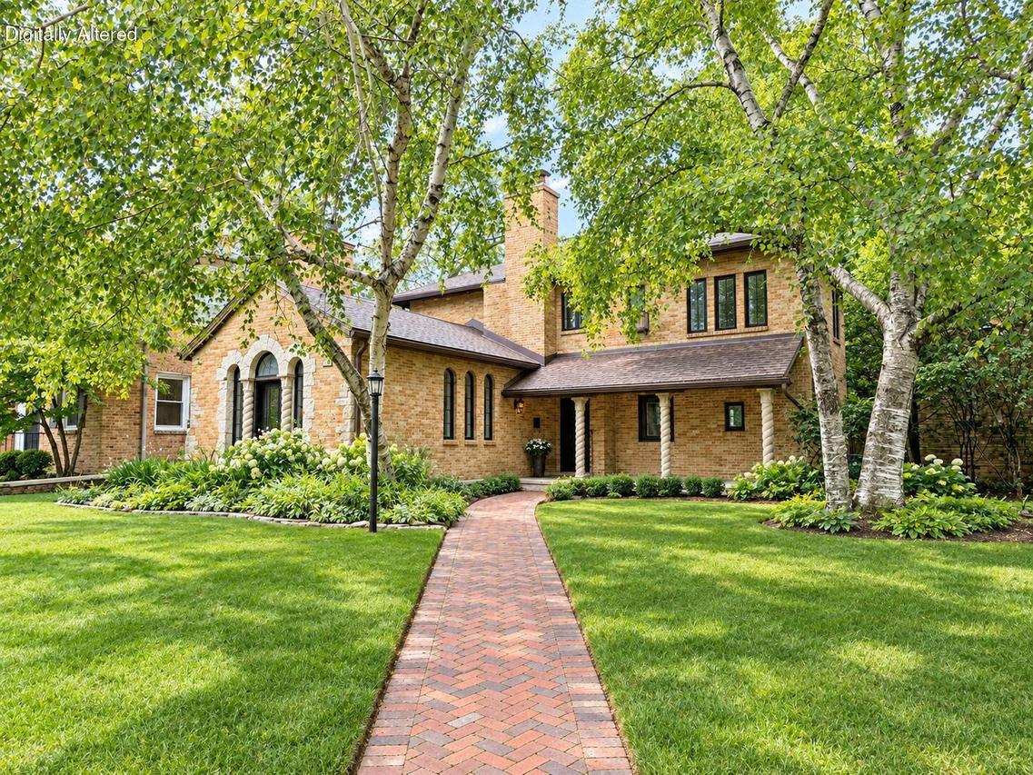 319 E Birch Ave, Whitefish Bay, WI 53217