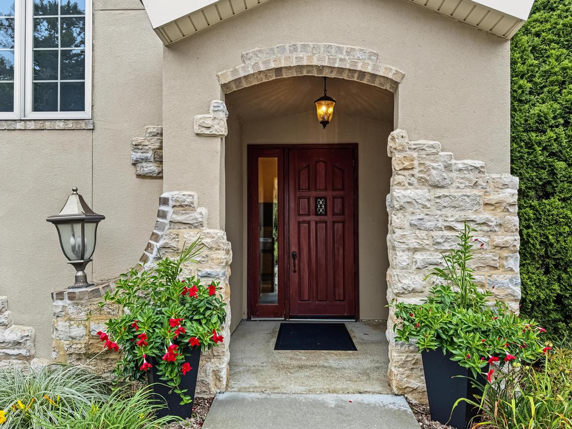 2912 N University Dr #202, Waukesha, WI 53188