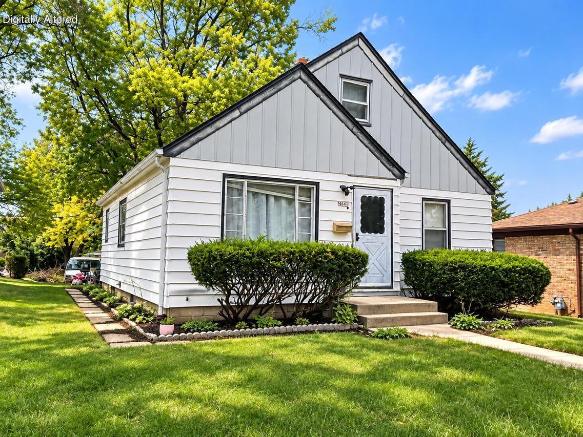 4641 N 71st St, Milwaukee, WI 53218