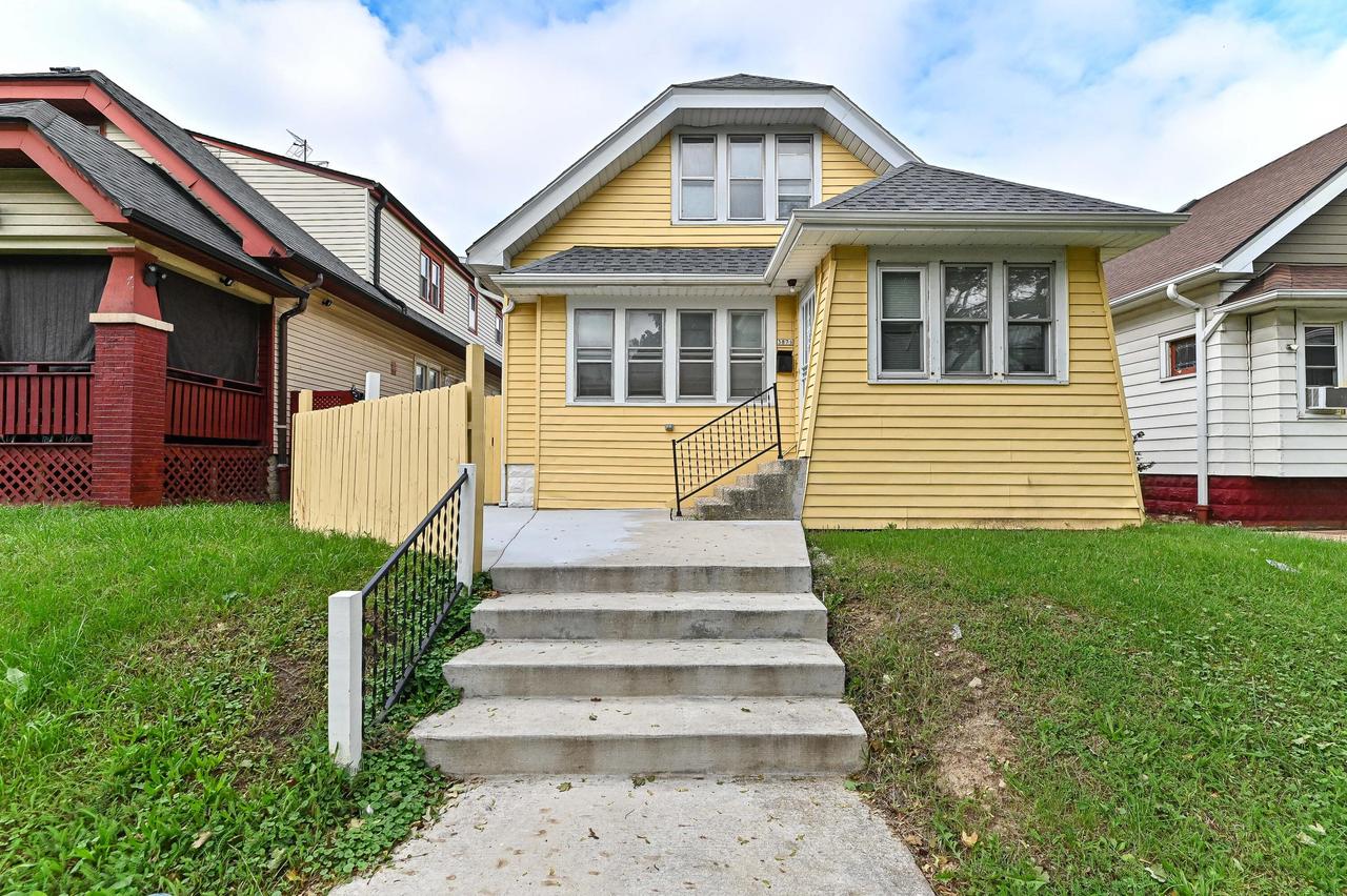 3871 N 25th St, Milwaukee, WI 53206