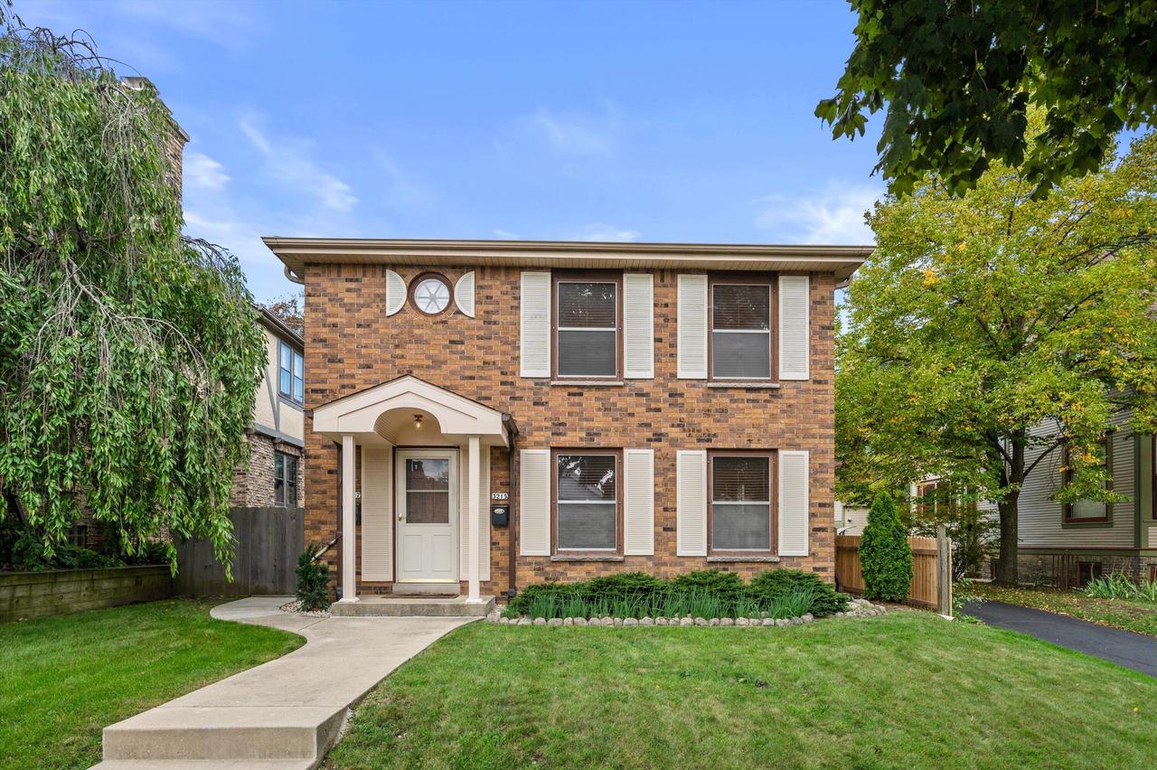 3215 S Indiana Ave #3217, Milwaukee, WI 53207