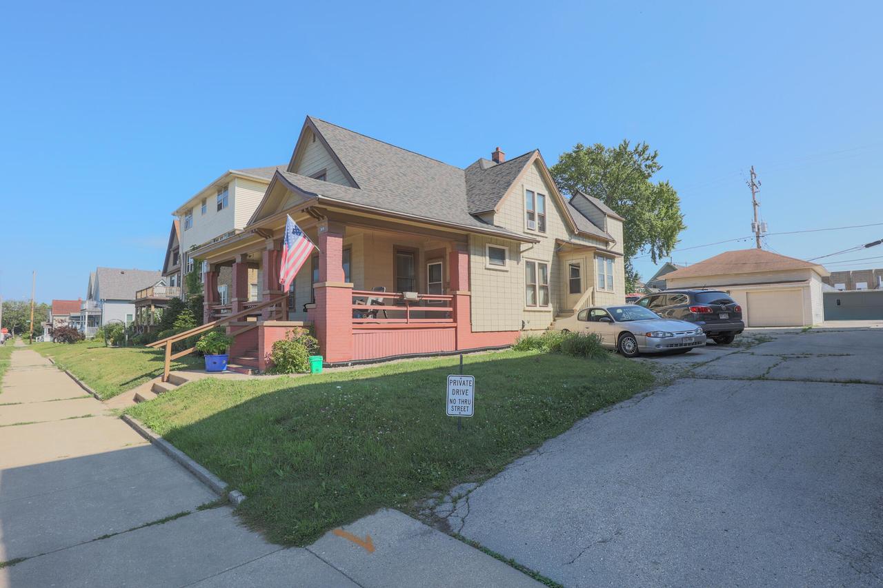 919 Minnesota Ave, South Milwaukee, WI 53172