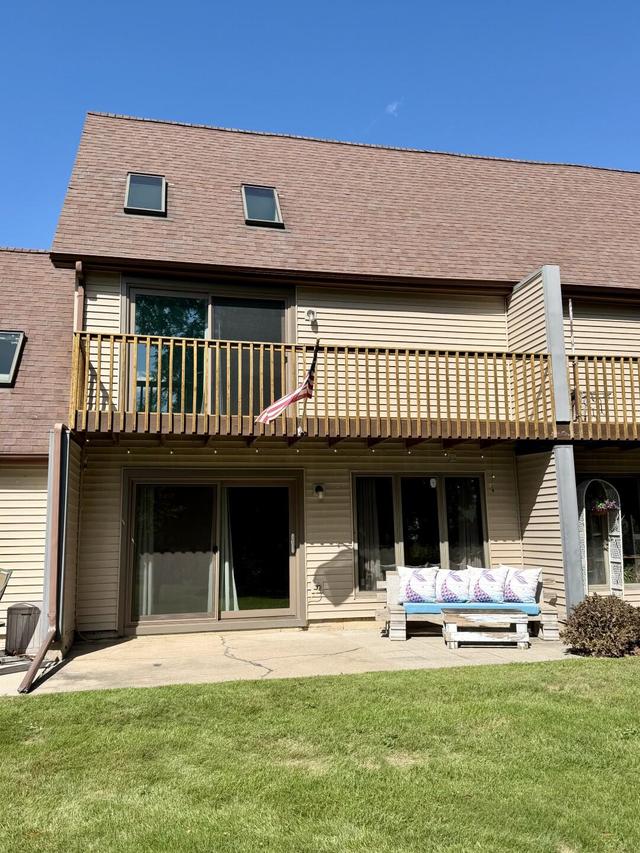 550 N Douglas St #F, Ripon, WI 54971