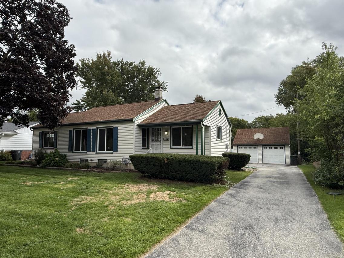 4550 N 103rd St., Wauwatosa, WI 53225