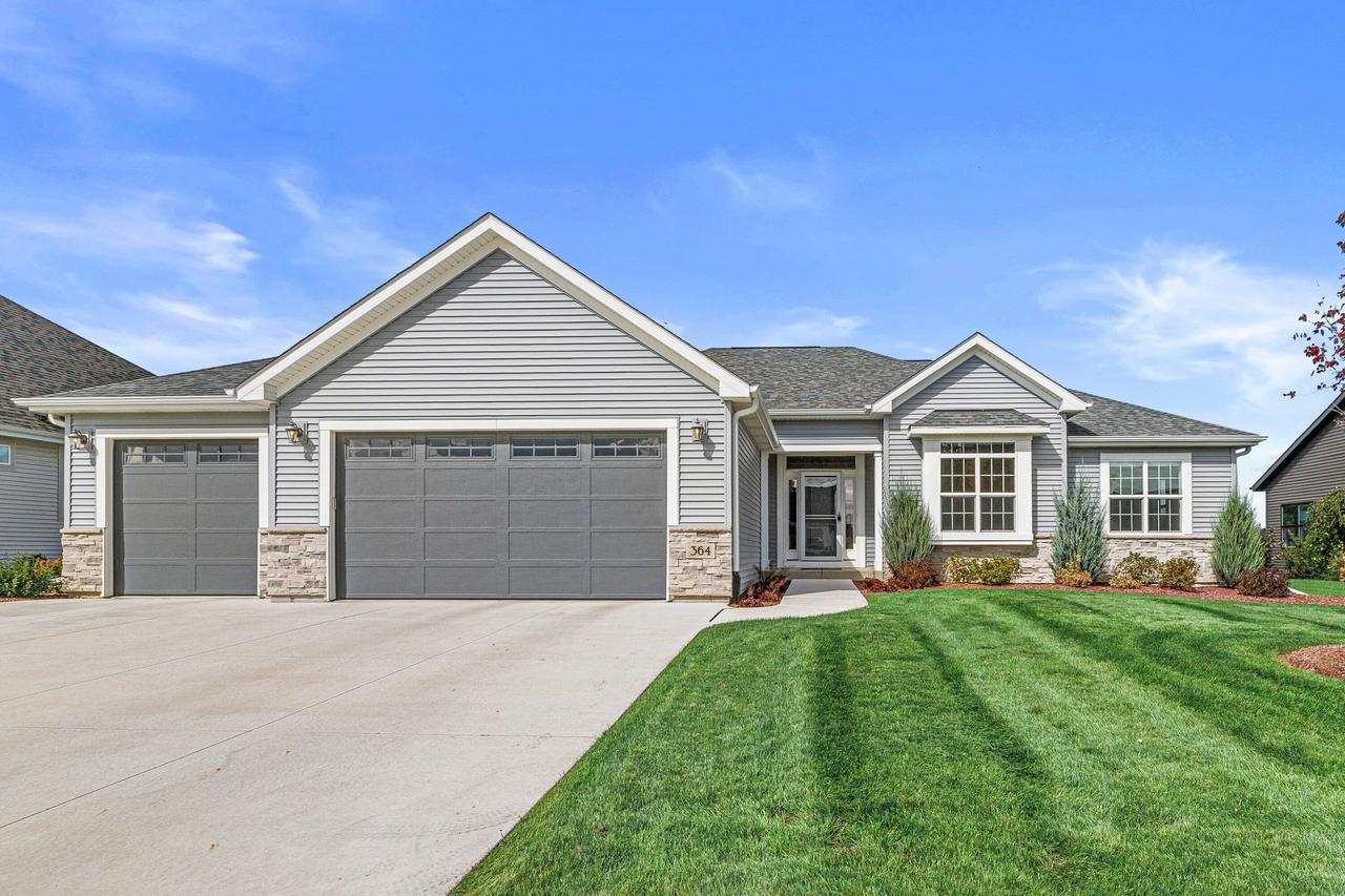 364 Kiddle Ln, Union Grove, WI 53182