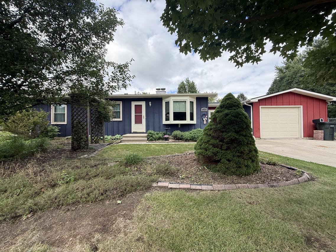 12328 W Walker St, West Allis, WI 53214