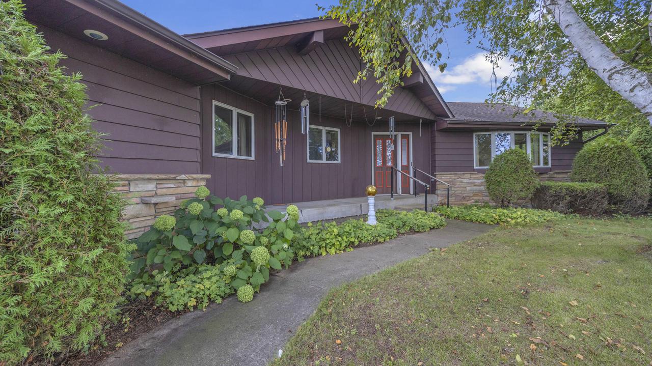 15522 Mineral Springs, Meeme, WI 53063