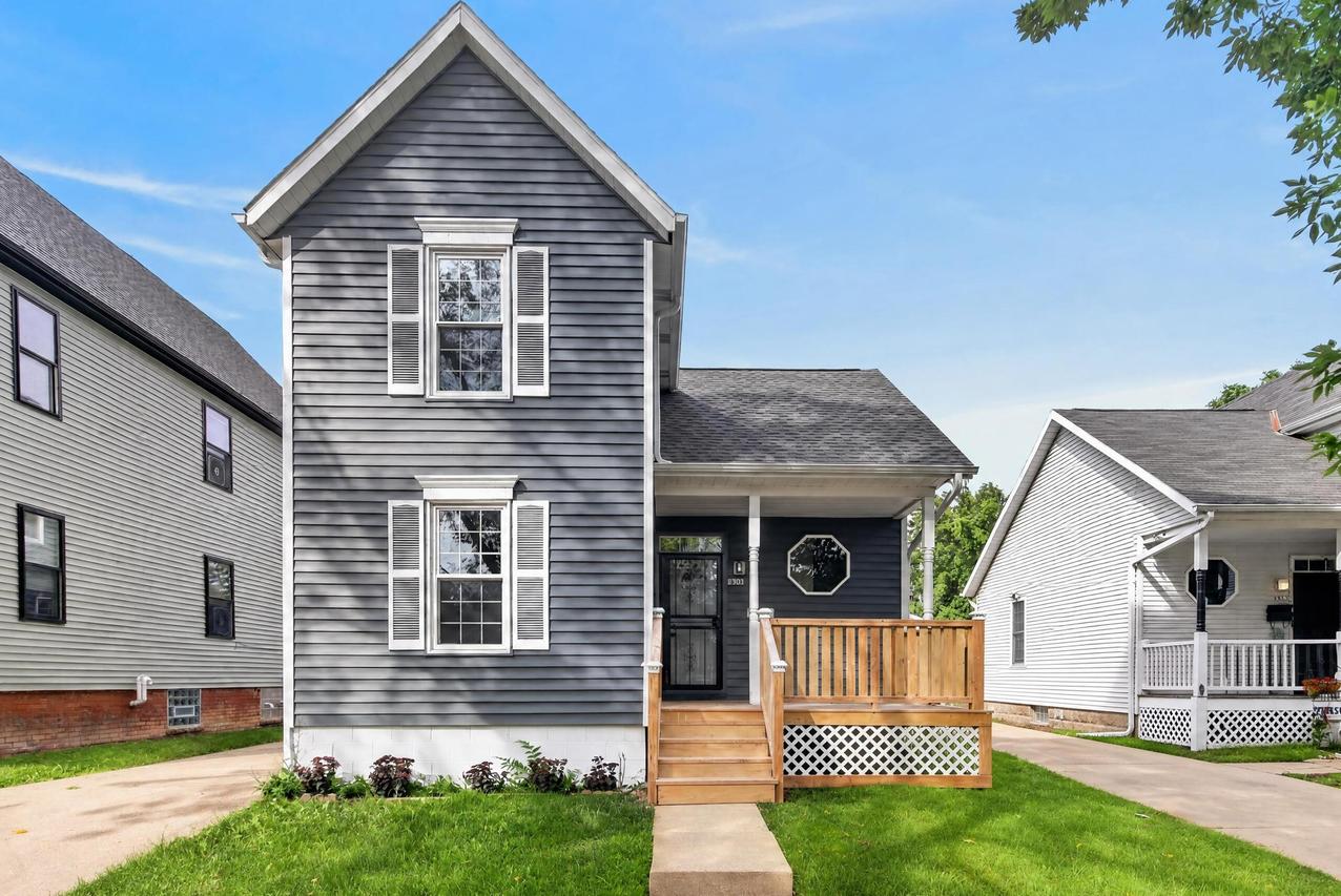 2341 N Dr William Finlayson St, Milwaukee, WI 53212